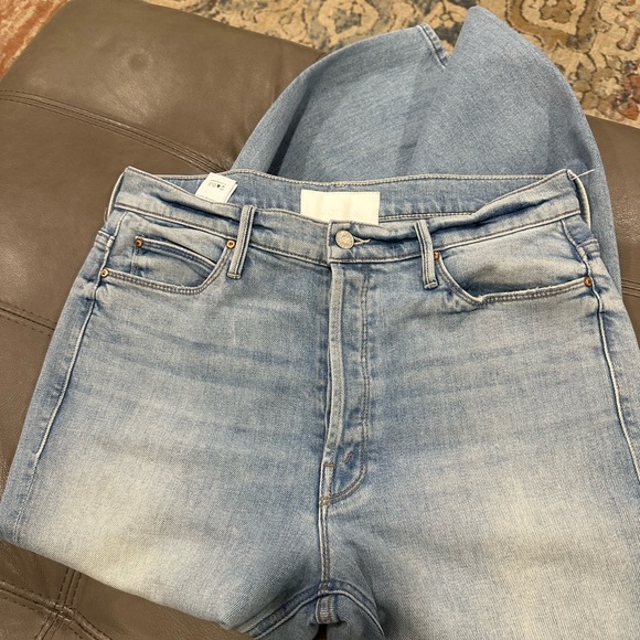 Mother Denim - The Dazzler Button Fly Ankle in Really Intoxicated, size 30 EUC - Picture 9 of 12